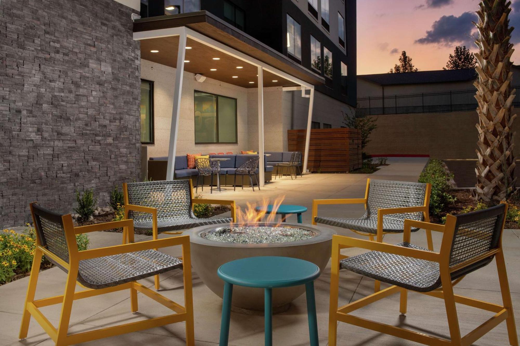 Home2 Suites By Hilton San Antonio Lackland Seaworld Eksteriør billede